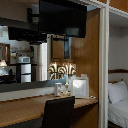 Park Living Guesthouse Блумфонтейн Экстерьер фото