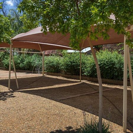 Park Living Guesthouse Блумфонтейн Экстерьер фото