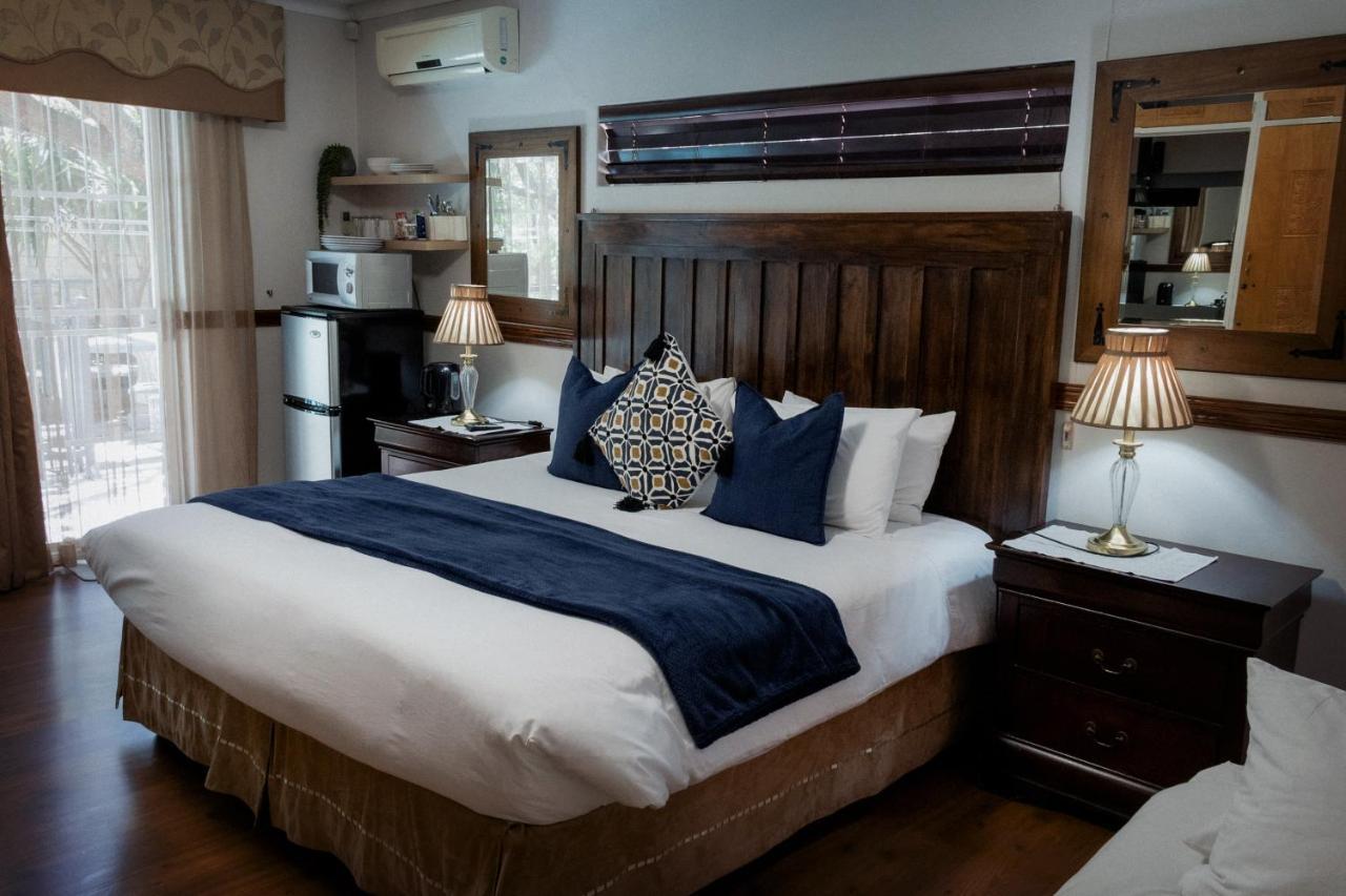 Park Living Guesthouse Блумфонтейн Экстерьер фото