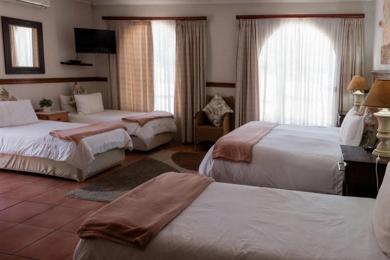 Park Living Guesthouse Блумфонтейн Экстерьер фото